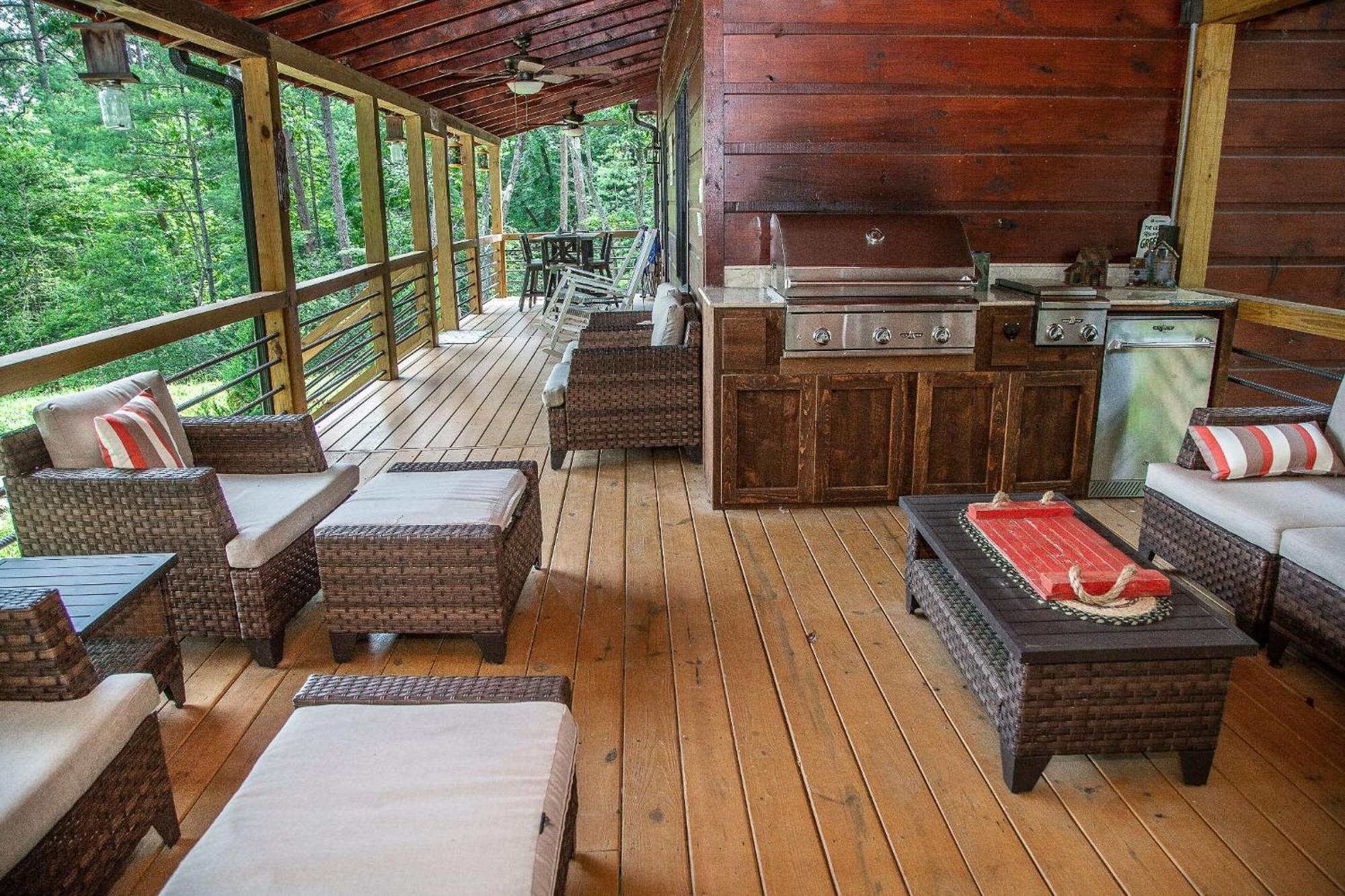 Adore The Smores Rustic Mountain Charm Outdoor Spaces And A Cozy Hot Tub Blue Ridge Extérieur photo