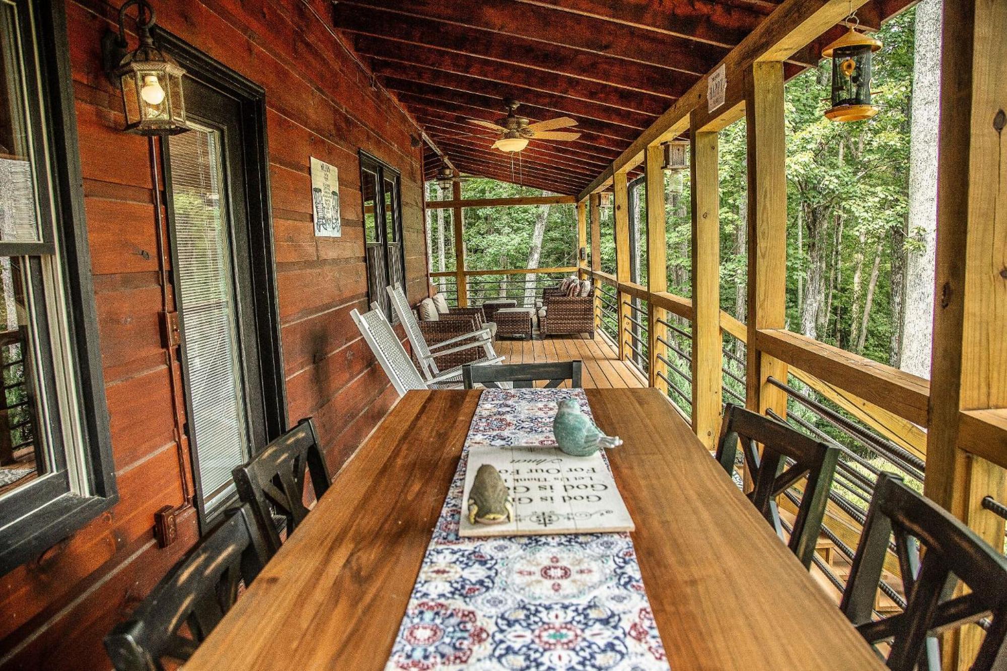 Adore The Smores Rustic Mountain Charm Outdoor Spaces And A Cozy Hot Tub Blue Ridge Extérieur photo